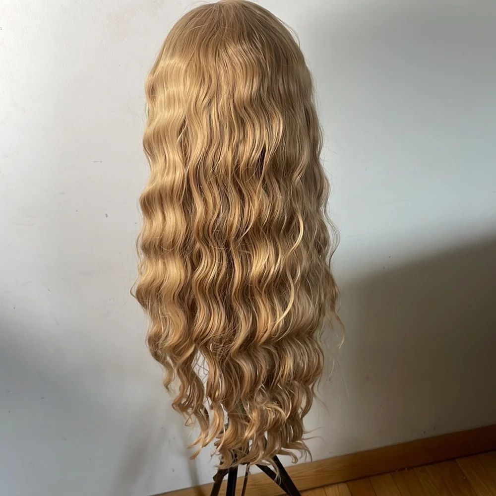 - 22” Strawberry Blonde Curly Wavy Lace Front Wig *NEW* - Picture 5 of 13